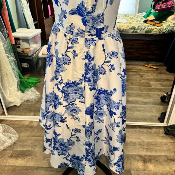 NWT Mestiza New York Puff Puff Floral Blue and white Jacquard Dress - Size 14 - Picture 3 of 14